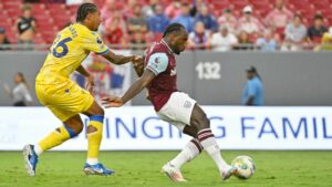 Crystal Palace vs West Ham United (06:00 – 04/08) | Xem lại trận đấu